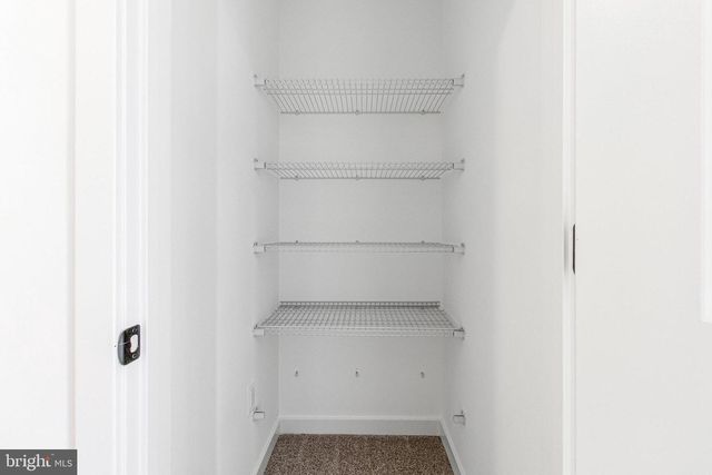 5722 HOWARD DR, Glen Burnie, MD 21061