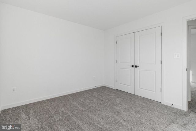 5722 HOWARD DR, Glen Burnie, MD 21061