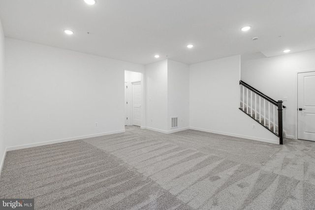 5722 HOWARD DR, Glen Burnie, MD 21061