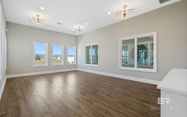 10464 Winning Colors Trail, Daphne, AL 36526