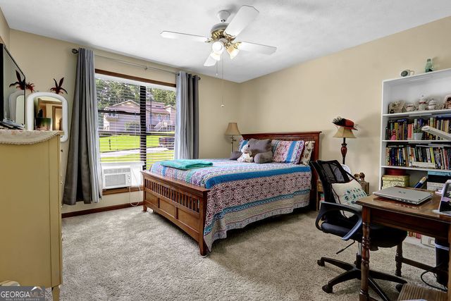 3491 Birchwood Trail, Snellville, GA 30078