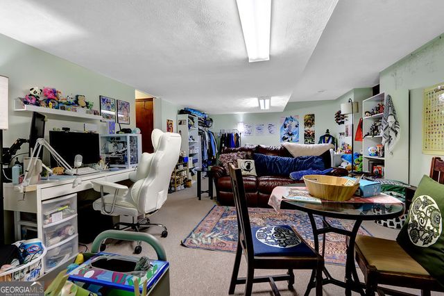 3491 Birchwood Trail, Snellville, GA 30078
