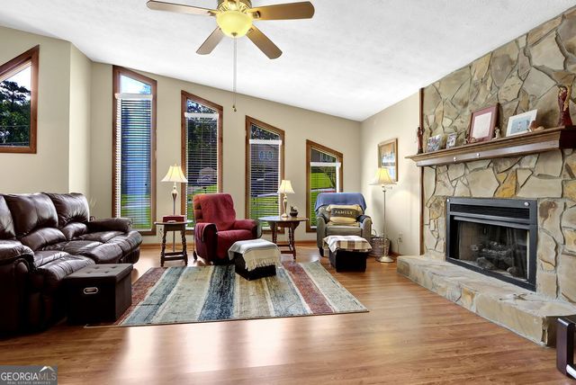 3491 Birchwood Trail, Snellville, GA 30078