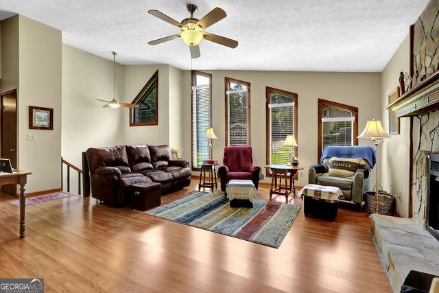 3491 Birchwood Trail, Snellville, GA 30078