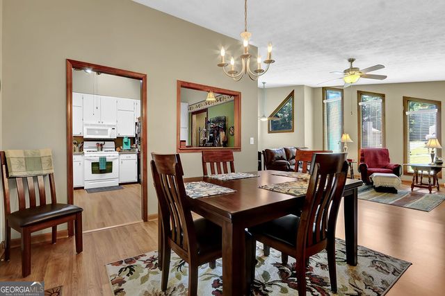 3491 Birchwood Trail, Snellville, GA 30078