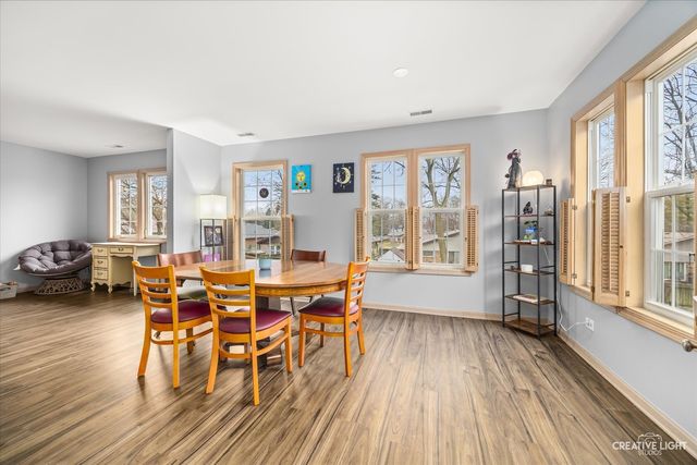 469 S Jefferson Street 469, Batavia, IL 60510