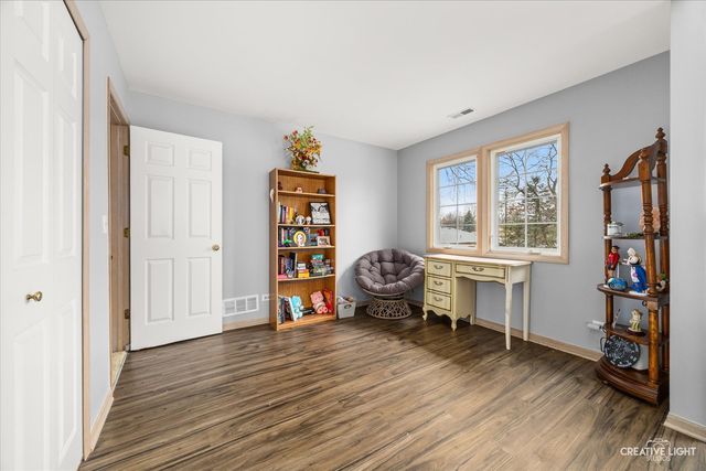 469 S Jefferson Street 469, Batavia, IL 60510