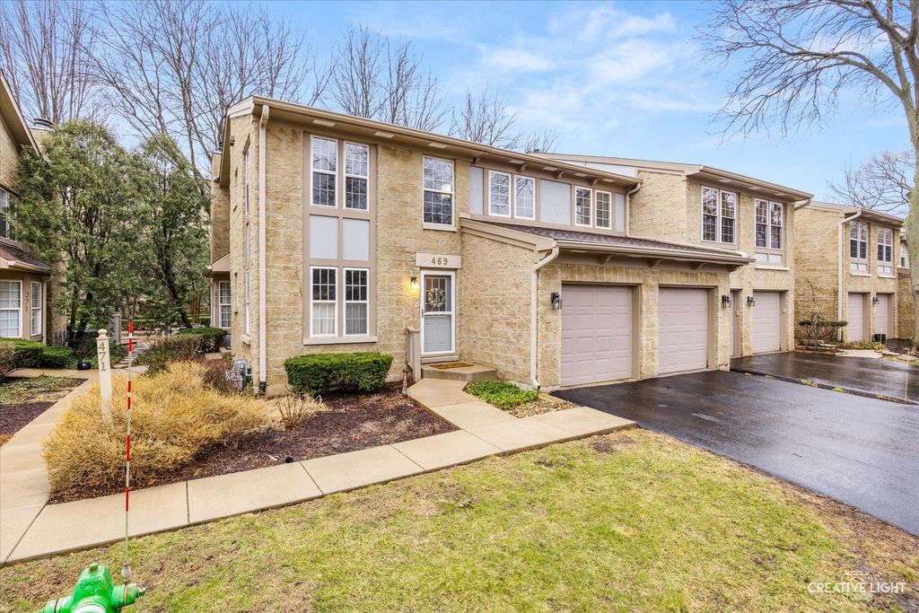 469 S Jefferson Street 469, Batavia, IL 60510