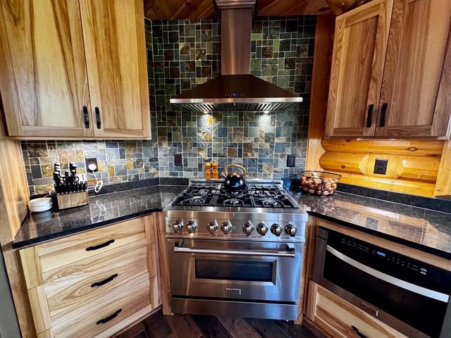 W4819 Vangen Road, Rio, WI 53960