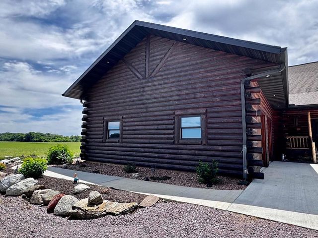 W4819 Vangen Road, Rio, WI 53960