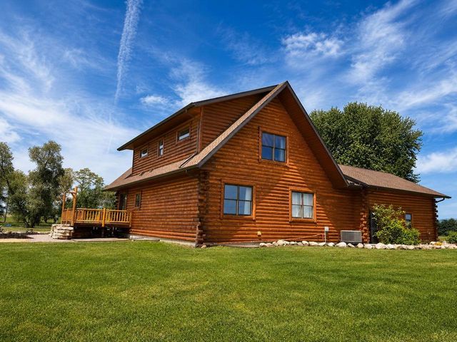 W4819 Vangen Road, Rio, WI 53960