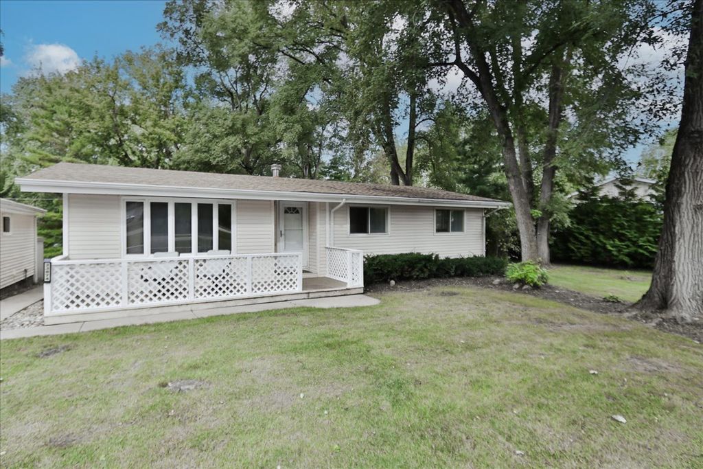 23874 N Echo Lake Road, Lake Zurich, IL 60047 — photo 2