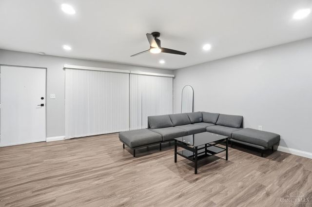 3069 Alpine Terrace, Cincinnati, OH 45208