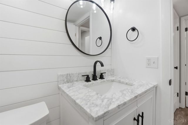 3069 Alpine Terrace, Cincinnati, OH 45208