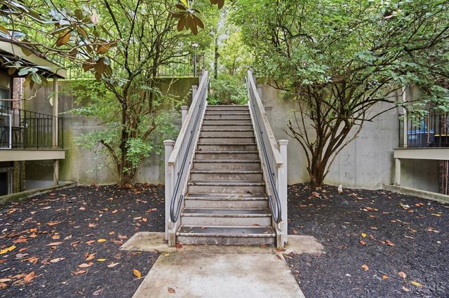 3069 Alpine Terrace, Cincinnati, OH 45208