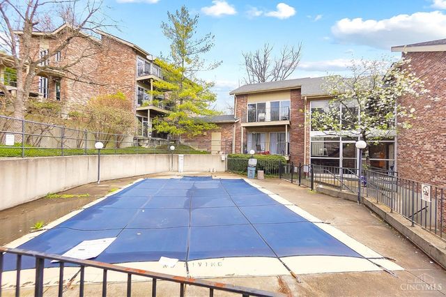 3069 Alpine Terrace, Cincinnati, OH 45208