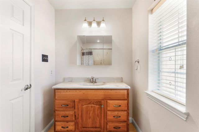 3221 Cemetery Road, Santa Fe, TX 77517