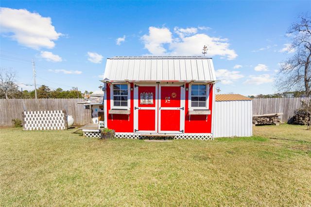 3221 Cemetery Road, Santa Fe, TX 77517