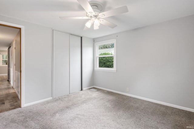 1624 Southeast Drive, South Bend, IN 46614