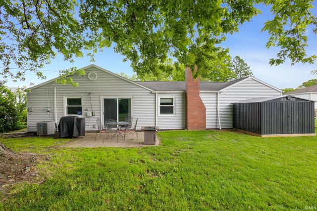 1624 Southeast Drive, South Bend, IN 46614