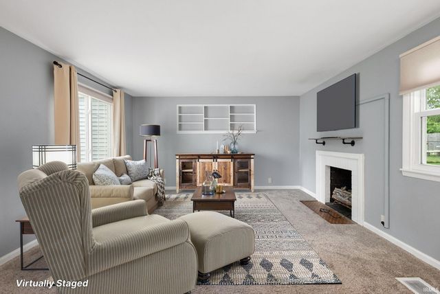 1624 Southeast Drive, South Bend, IN 46614