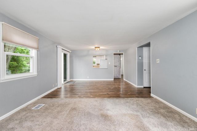 1624 Southeast Drive, South Bend, IN 46614