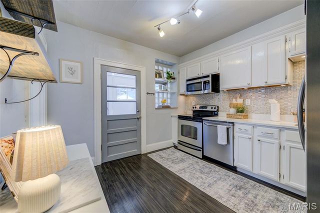 5453 Robert Avenue, St Louis, MO 63109
