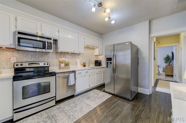 5453 Robert Avenue, St Louis, MO 63109