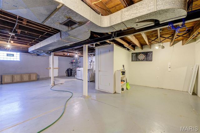 5453 Robert Avenue, St Louis, MO 63109