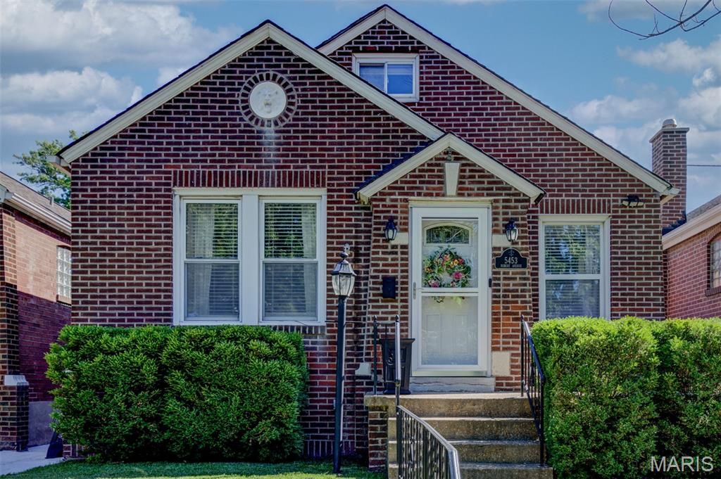5453 Robert Avenue, St Louis, MO 63109