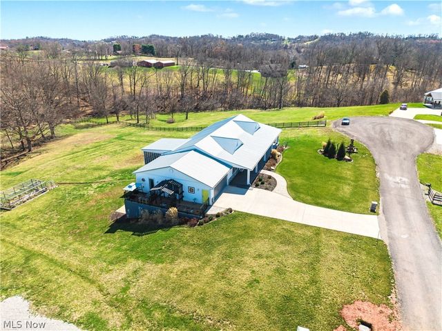 109 Clare Kennedy Drive, Marietta, OH 45750