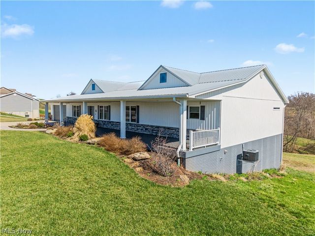 109 Clare Kennedy Drive, Marietta, OH 45750