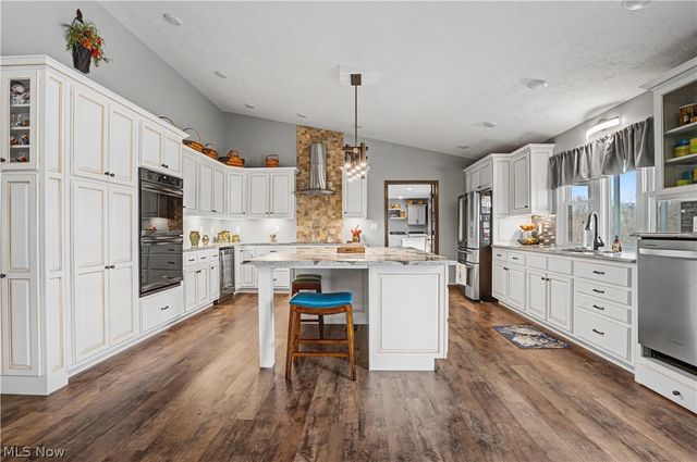 109 Clare Kennedy Drive, Marietta, OH 45750