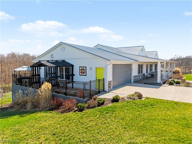 109 Clare Kennedy Drive, Marietta, OH 45750