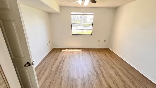 3511 Village Boulevard Unit 206, West Palm Beach, FL 33409