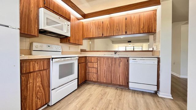 3511 Village Boulevard Unit 206, West Palm Beach, FL 33409
