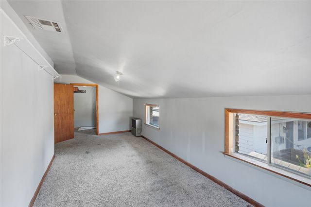 1217 N Oklahoma Avenue, Claremore, OK 74017