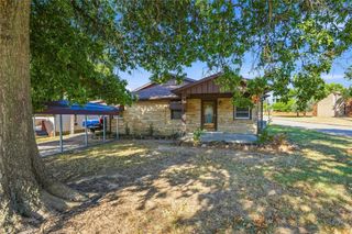 1217 N Oklahoma Avenue, Claremore, OK 74017