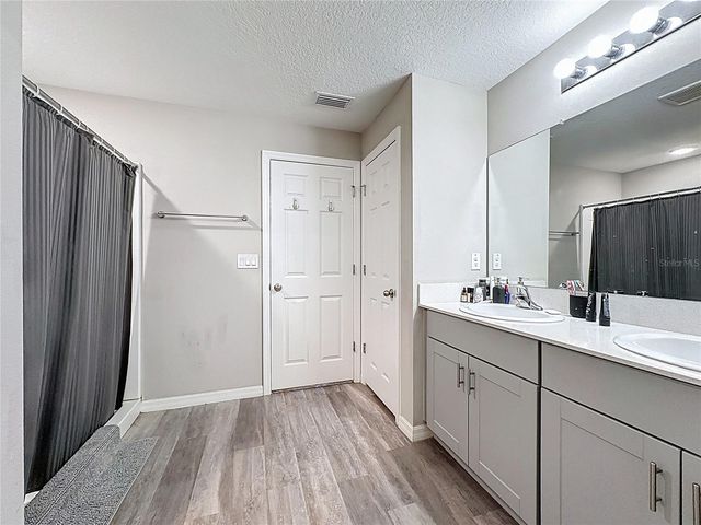 1452 AXEL CIRCLE, Winter Haven, FL 33880