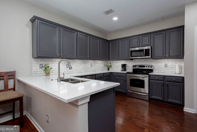 1545 Reel Lake Drive SW 304, Atlanta, GA 30331