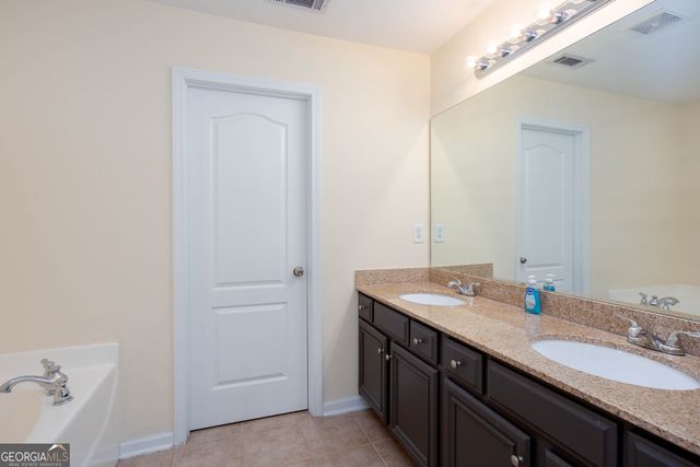 1545 Reel Lake Drive SW 304, Atlanta, GA 30331