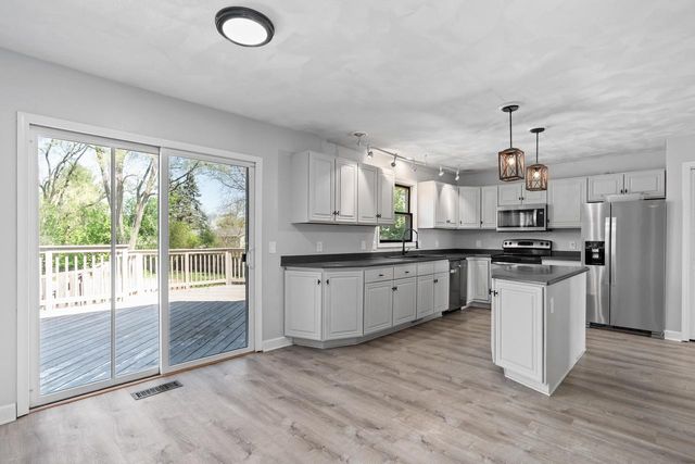 3927 Southwyck Court, Janesville, WI 53546