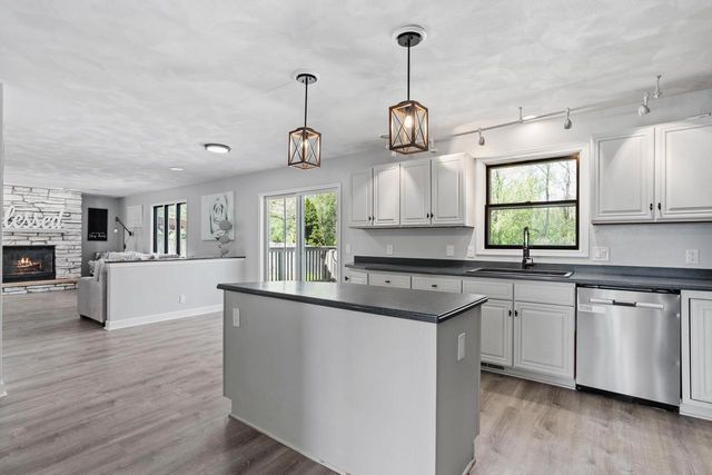 3927 Southwyck Court, Janesville, WI 53546