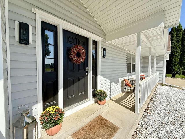 3927 Southwyck Court, Janesville, WI 53546