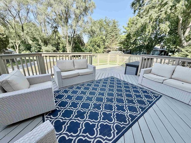 3927 Southwyck Court, Janesville, WI 53546