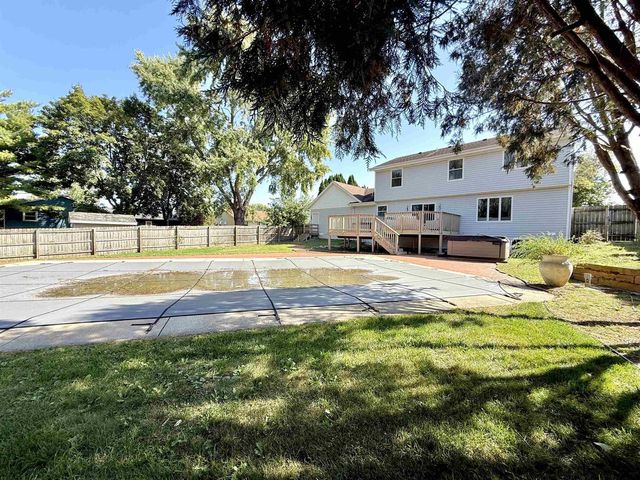 3927 Southwyck Court, Janesville, WI 53546