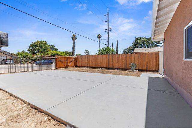 403 Kerr Ave, Modesto, CA 95354