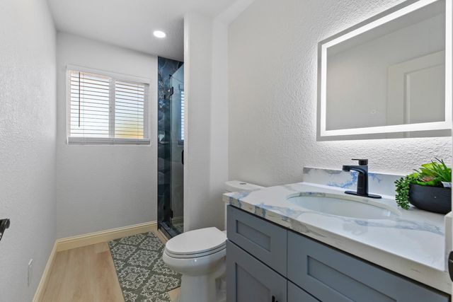 403 Kerr Ave, Modesto, CA 95354