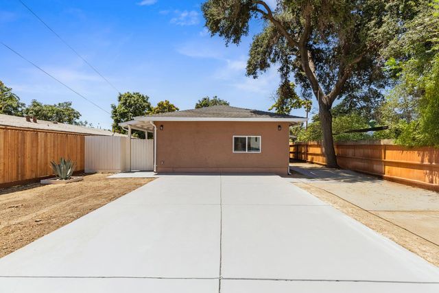 403 Kerr Ave, Modesto, CA 95354