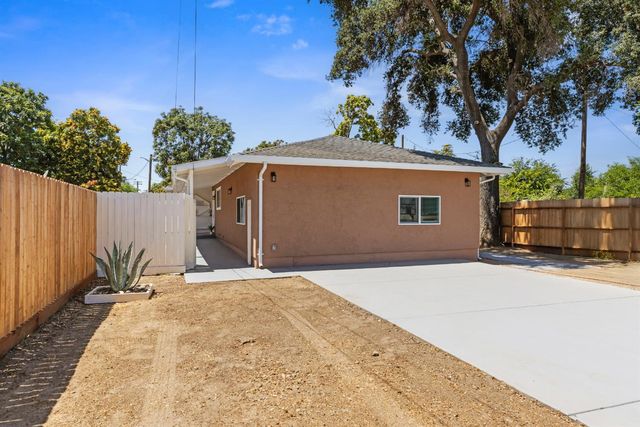 403 Kerr Ave, Modesto, CA 95354